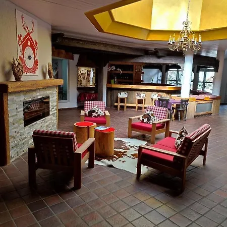 Apartment Erholsame 2 Zimmer Fewo Mit King-size-bett, Pool Und Stellplatz Baiersbronn